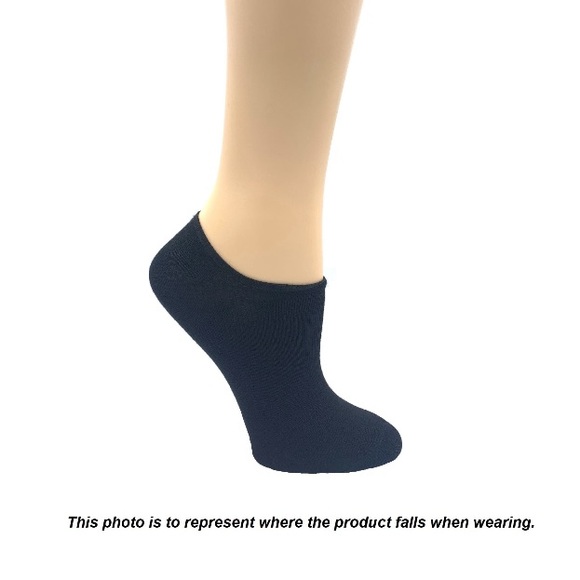 Nightmare Before Christmas Women's
Stay-Put Liner Socks, 10-Pack, Size 4-10 - Picture 3 of 4